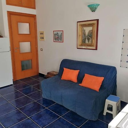 Grazioso Appartamento A Ischia Zona Pilastri מראה חיצוני תמונה